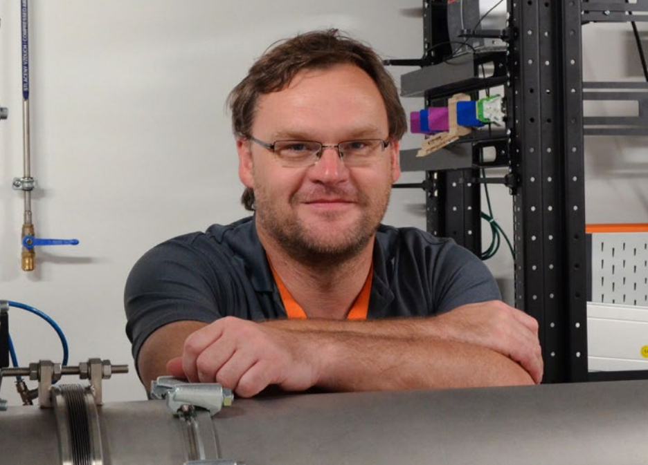 Prof. (Dr.) Pavel Bastl